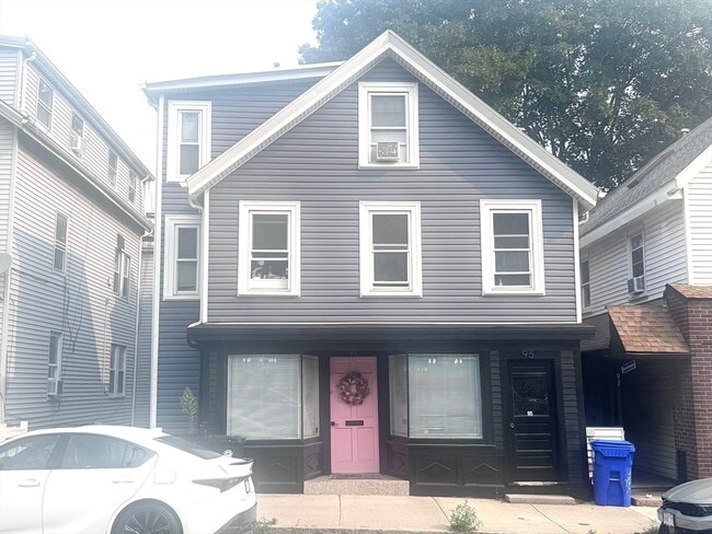 Building Photo - 95 Boylston St Unit 3R