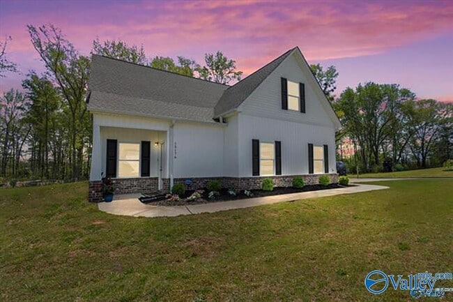 Building Photo - 15176 Blendor Crooks Dr Rental