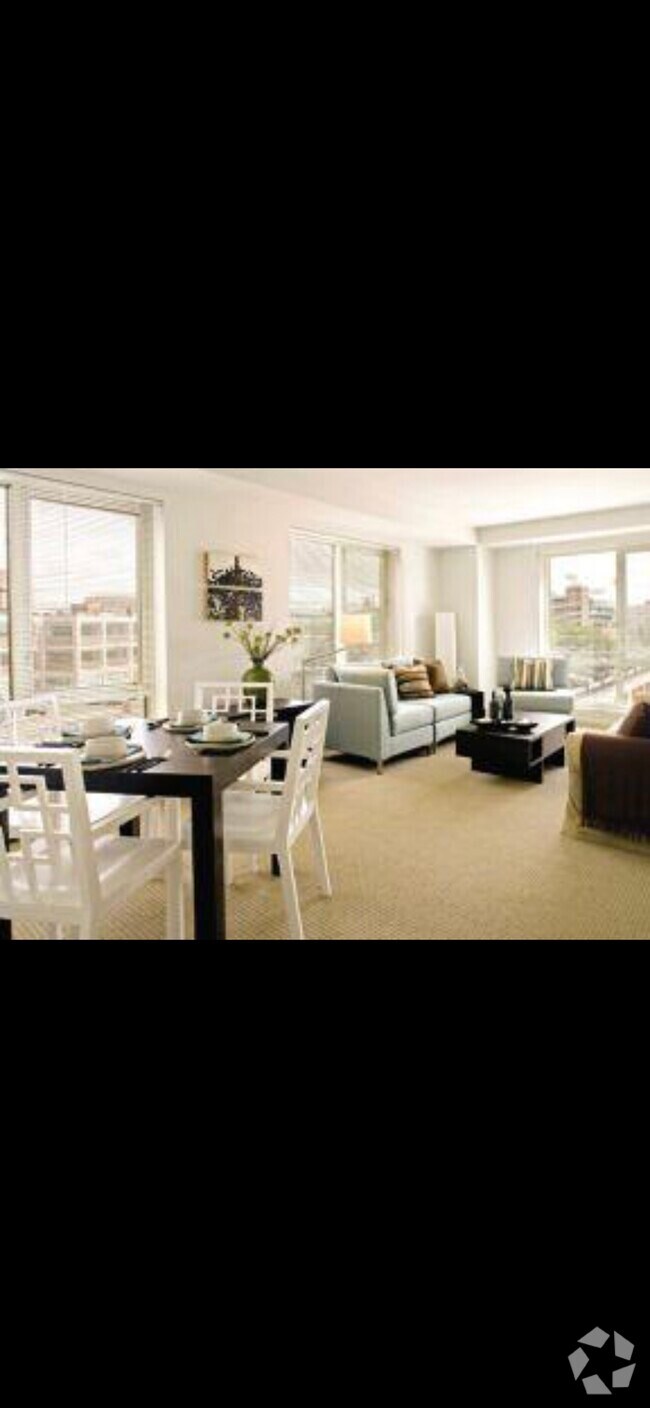 Building Photo - 120 Brookline Ave Rental