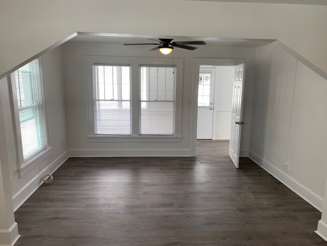 2 Bed/1 Bath - Unit 12