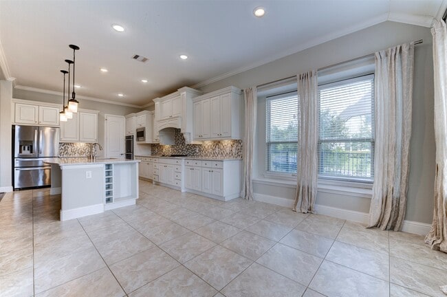 Photo - 19403 Trinity River Dr