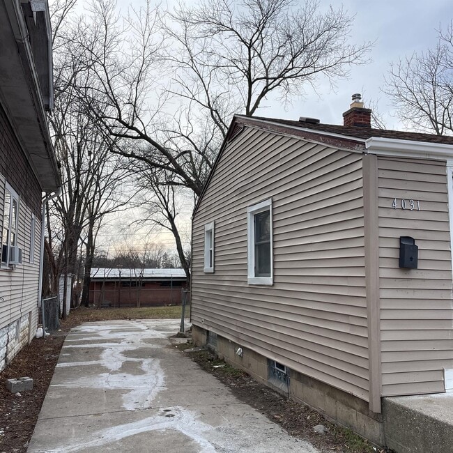 Photo - 4031 W Fairmount Ave