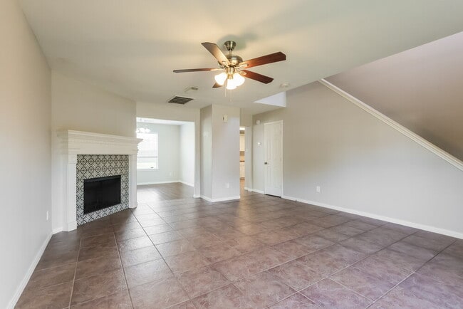 Photo - 13607 Country Pine Ct