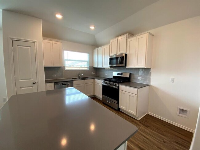 Photo - 3106 Kenner Dr