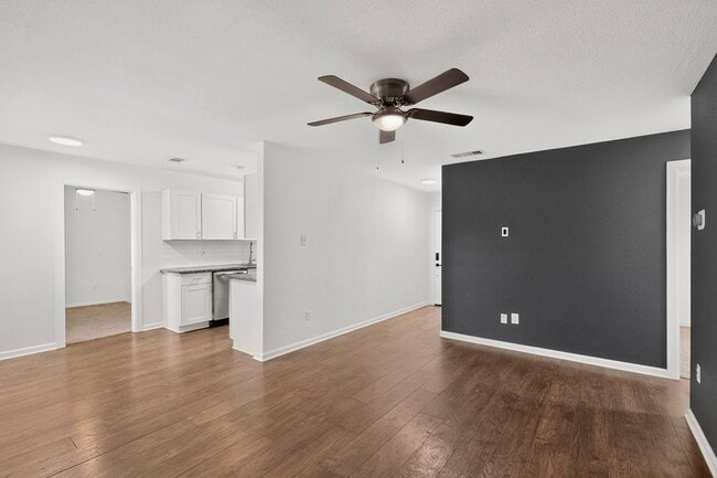 Photo - 10332 Grabbs Ln