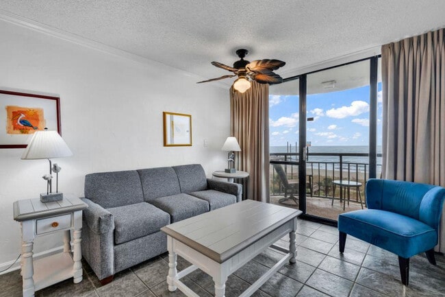 Building Photo - 2310 N Ocean Blvd Rental