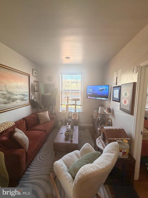 Photo - 1710 W Girard Ave Unidad 2F