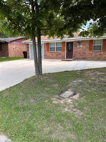 Photo - 1214 Wolfe City Dr