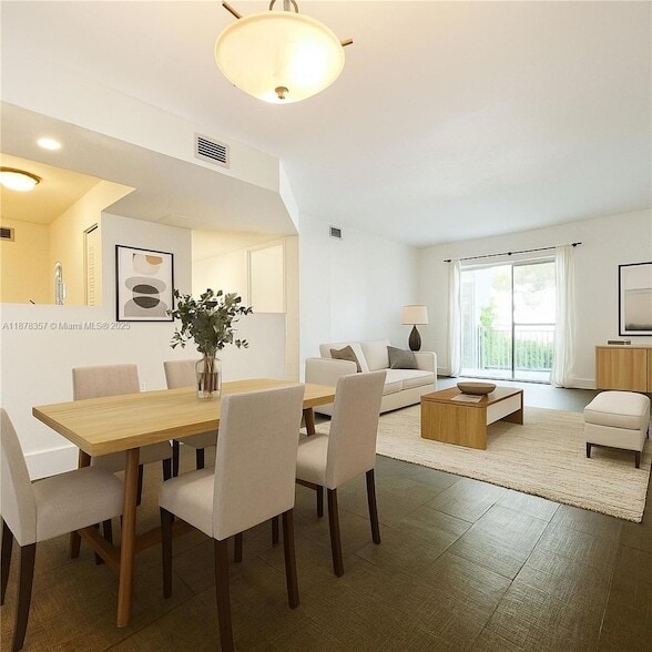Building Photo - 8540 SW 212th St Unit 103 Rental
