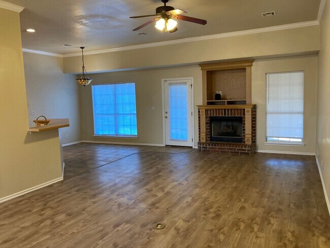 Photo - Spacious 3BDRM Home in Blackberry Ridge, V...