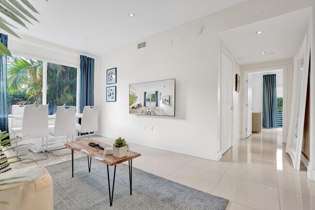 Photo - 1300 Lincoln Rd Unidad SI ID1540442P