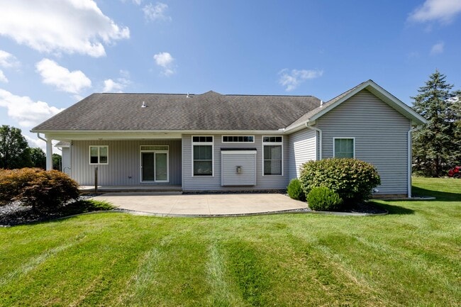 Photo - 2373 Canterbury Ln