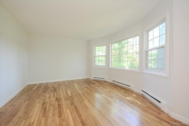 Photo - 43 Evert St