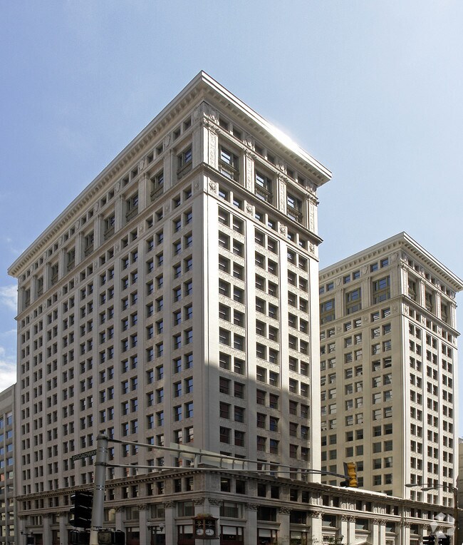 Marquette Building - Marquette Apartments