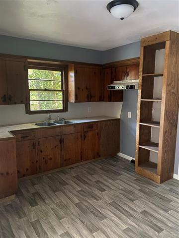 Photo - 503 Melrose St