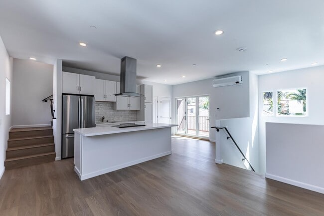 Photo - 1230 San Andres St Apartment