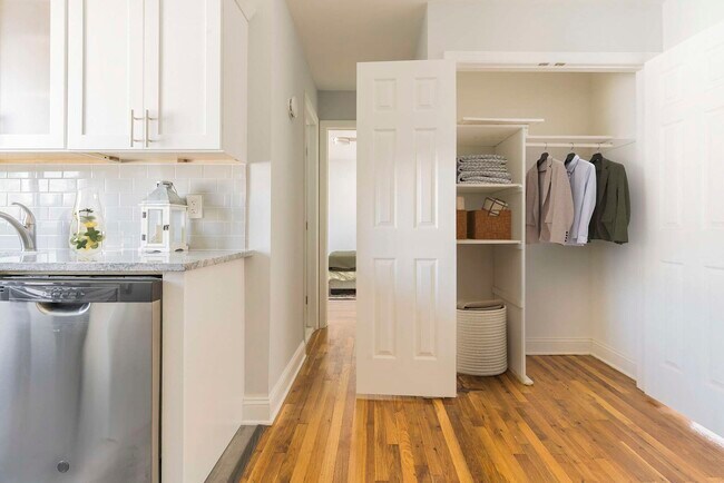 Photo - Bellmore Manor Gardens