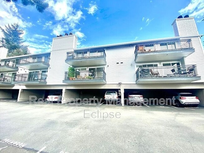 Photo - 10110 NE 60th St Condo Unit #107