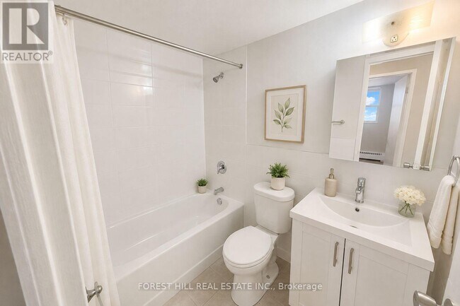 Photo - 165 Barrington Ave