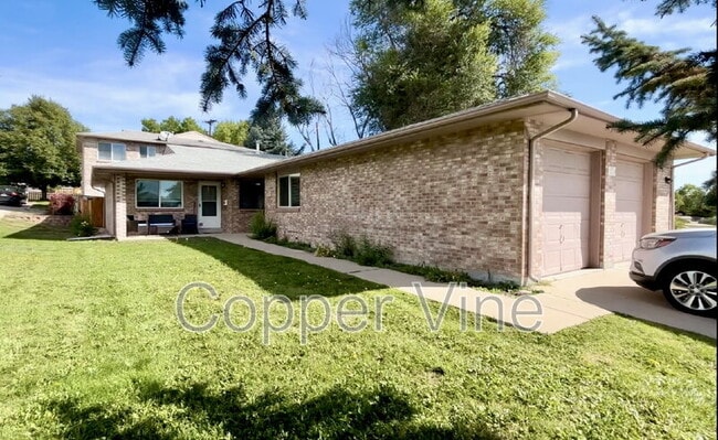 Building Photo - 9774 Fred Dr Unit Apt B
