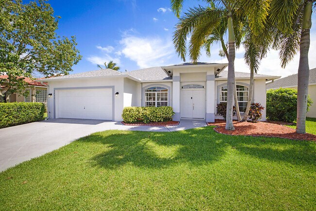 1422 Fairway Cir