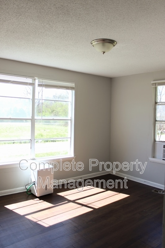 Photo - 5320 Java Ave