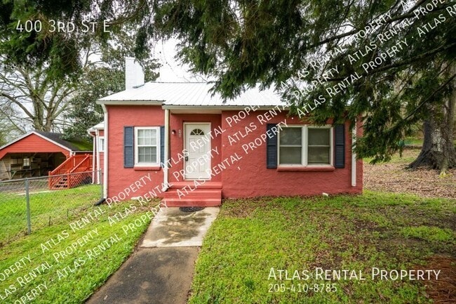Building Photo - 400 3rd St E Rental