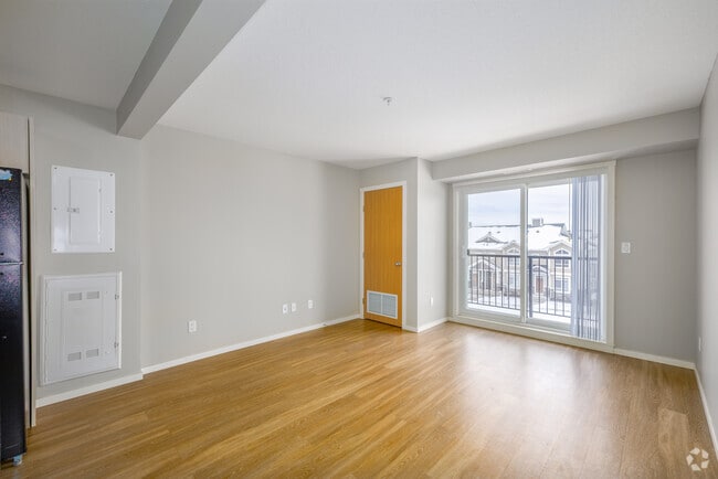 1 chambre, 1 salle de bain - 657 pi² - Salon - Trailside at Skyview Ranch