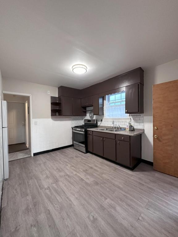 Photo - 1 Kellogg St