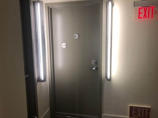 Photo - $1,000 MOVE IN SPECIAL!! Beautiful Loft Located in the Heart of San Francisco!!!! Unidad 109