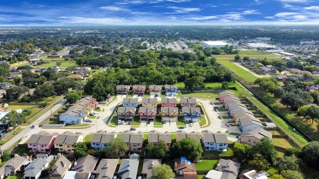 Photo - 1803 Weeping Oaks Unidad B