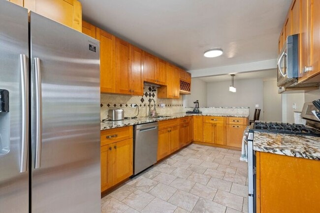 Photo - 2930 Northampton Dr