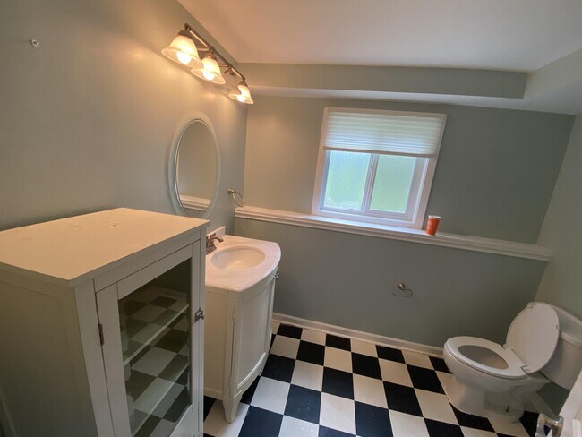 Photo - 2579 Sugarpine St