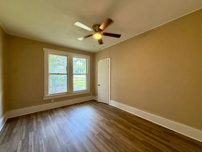 Photo - 2604 Lasker Ave