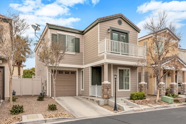 Photo - Great location 3 bedrooms 2 1/2 bath, community pool, St. Rose pkwy and Spencer
