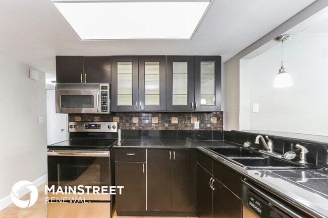 Photo - 6801 14th Way S