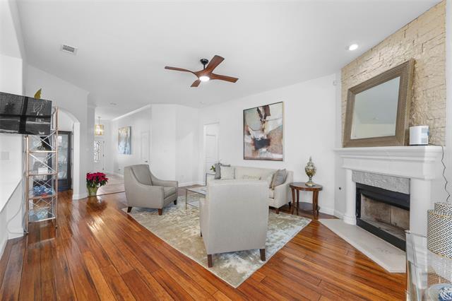 Photo - 3233 Clear Springs Dr