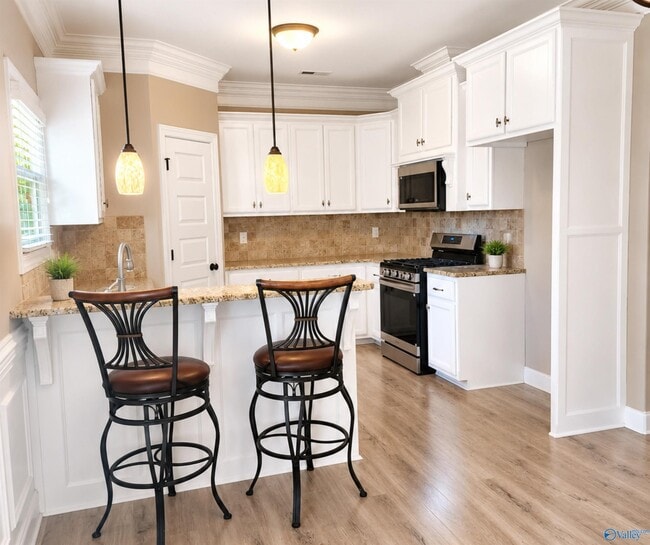 Photo - 204 Grove Village Way