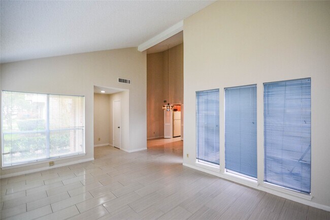 Photo - 9262 Westwood Village Dr