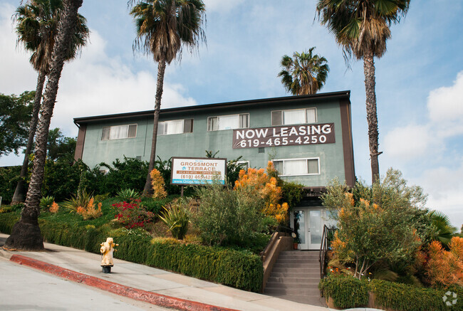 Building Photo - Grossmont Terrace Rental