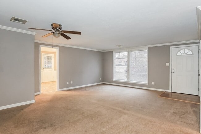 Photo - 648 Mimosa Rd