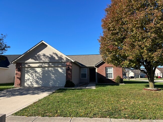 Building Photo - 1195 Count Turf Ct