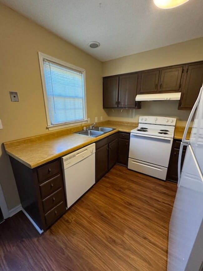 Photo - Village Square Apartments Unit 4A