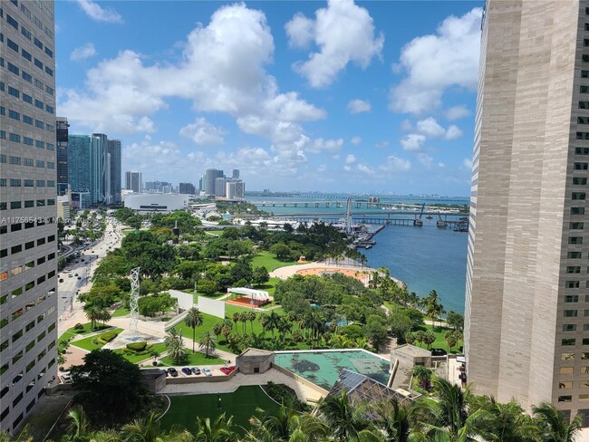 Photo - 325 Biscayne Blvd Condo Unit 2220