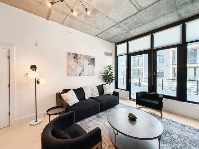 Building Photo - 1247 N 2nd St