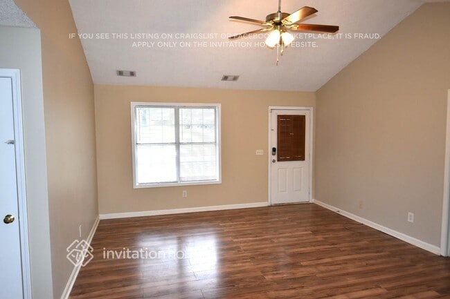 Photo - 443 Linda Ln