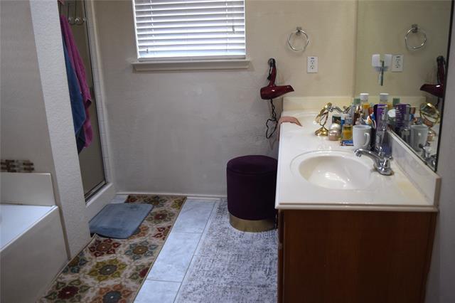 Photo - 1714 Rustic Ln