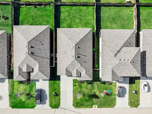 Photo - 40519 Crisp Beech St