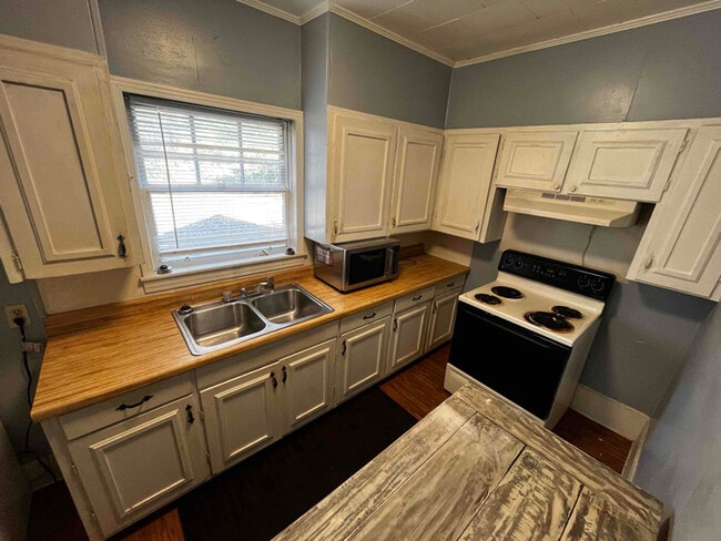 Photo - 610 Minnesota Ave