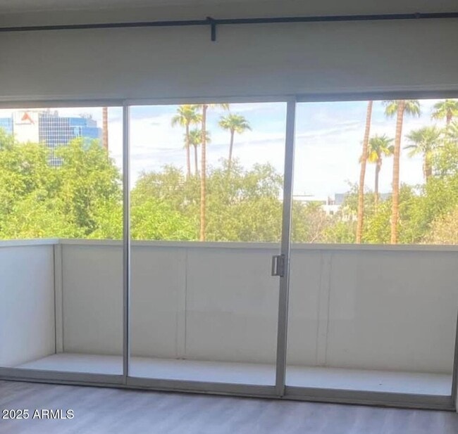 Photo - 353 E Thomas Rd Unit C404